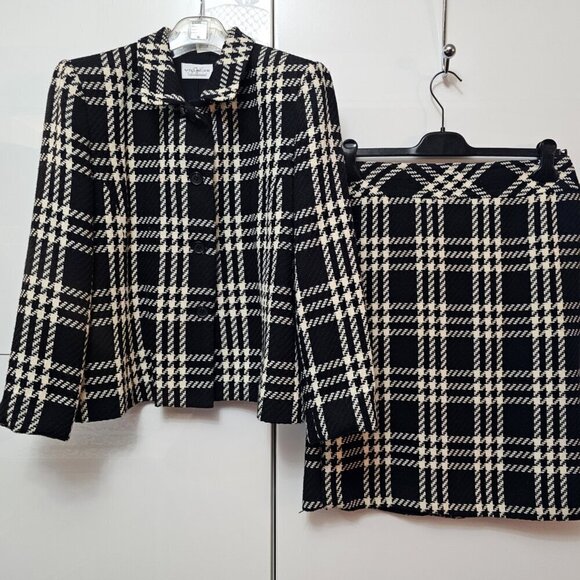 Timeless 90s Vintage Villager Plaid Jacket & Skirt Set from Mom’s Closet - Picture 3 of 14